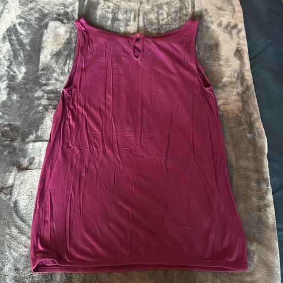 Ann Taylor Loft tank - Beautiful berry purple - Picture 4 of 5